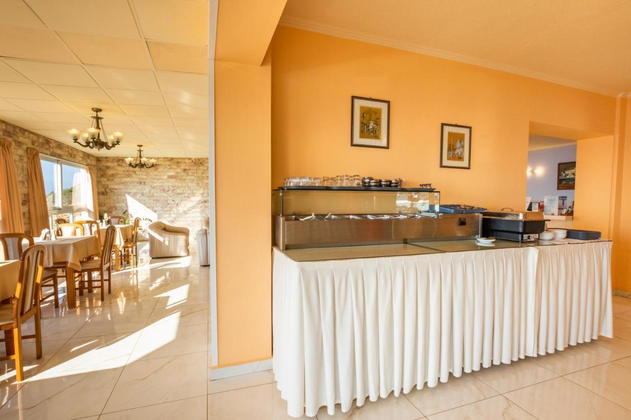 Castelia Bay Hotel Amoopi Exterior foto