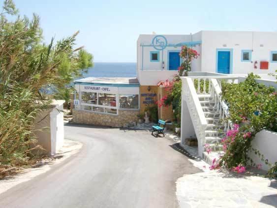 Castelia Bay Hotel Amoopi Exterior foto